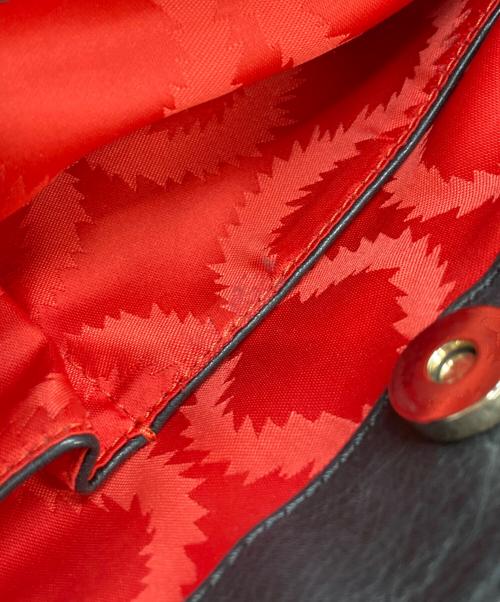 Vivienne Westwood（ヴィヴィアンウエストウッド）Vivienne Westwood (ヴィヴィアンウエストウッド) オーブ型押し2WAYレザーショルダーバッグ ブラックの古着・服飾アイテム