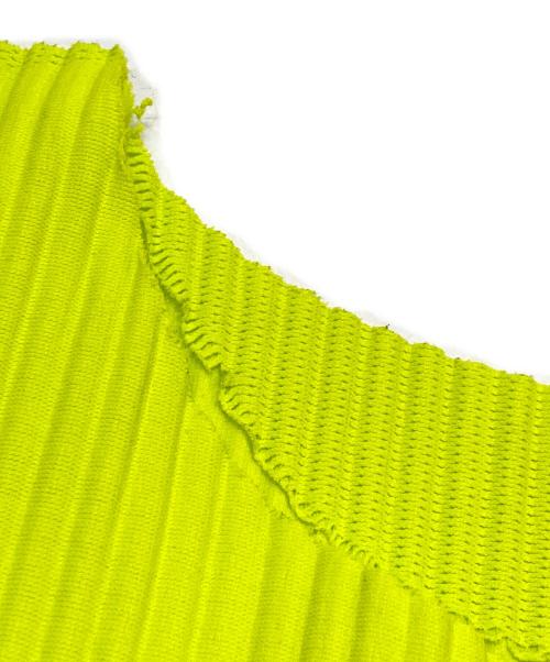 ISSEY MIYAKE（イッセイミヤケ）ISSEY MIYAKE (イッセイミヤケ) プリーツカットソー グリーン サイズ:不明(実寸参照)の古着・服飾アイテム