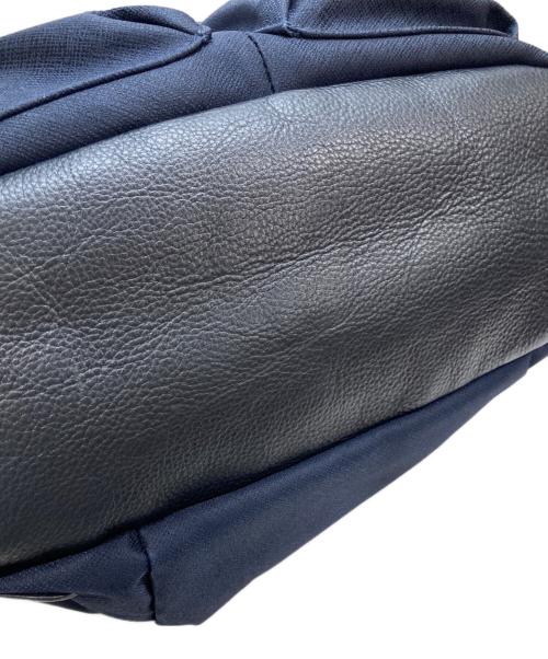 PELLE MORBIDA（ペッレモルビダ）PELLE MORBIDA (ペッレモルビダ) フラップリュック ネイビー×ブラックの古着・服飾アイテム