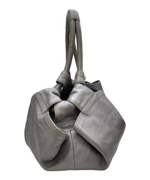 LOEWE（ロエベ）LOEWE (ロエベ) ワンショルダーバッグ シルバーの古着・服飾アイテム