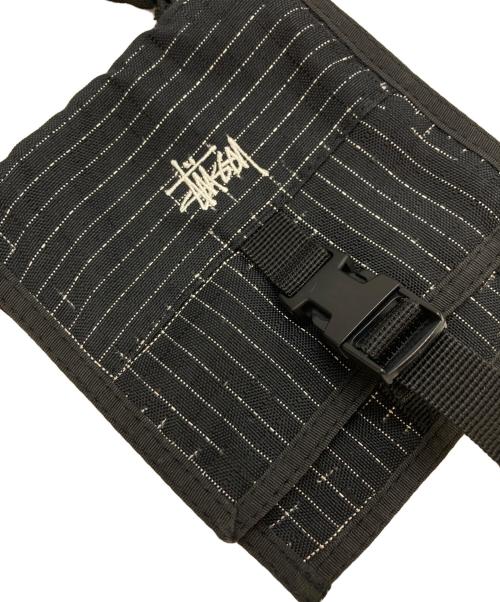 stussy（ステューシー）stussy (ステューシー) ショルダーウォレット ブラックの古着・服飾アイテム