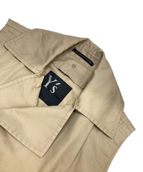 Y's（ワイズ）Y's (ワイズ) ノースリーブトレンチコート ベージュ サイズ:2 未使用品の古着・服飾アイテム