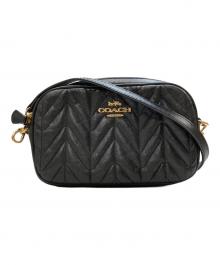 COACH（コーチ）の古着「キルティングショルダーポーチ」｜ブラック