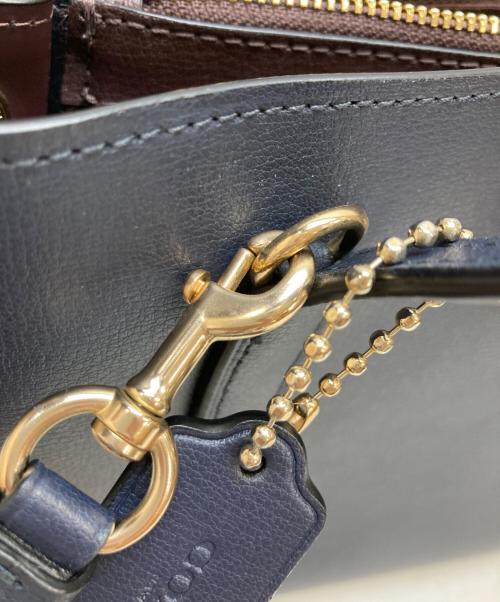 COACH（コーチ）COACH (コーチ) ミニアベニュー 2WAY トートバッグ ネイビーの古着・服飾アイテム