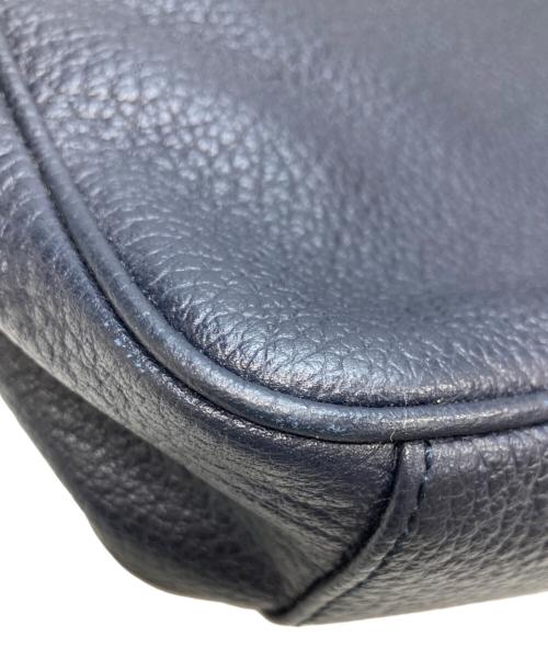 BALLY（バリー）BALLY (バリー) レザーフラップショルダーバッグ ネイビーの古着・服飾アイテム