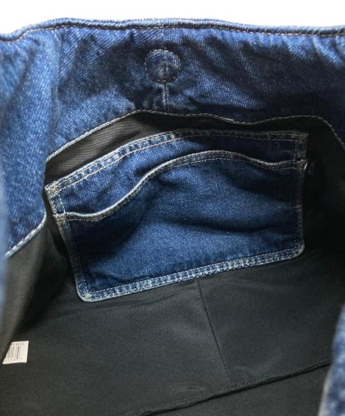 MARC JACOBS（マークジェイコブス）MARC JACOBS (マークジェイコブス) ショルダーバッグ ブルー・ライトブルーの古着・服飾アイテム
