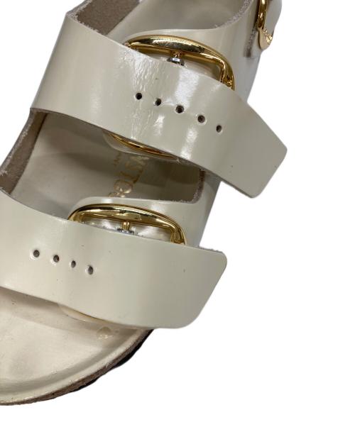 BIRKENSTOCK（ビルケンシュトック）BIRKENSTOCK (ビルケンシュトック) Milano Big Buckle ベージュ サイズ:24.5の古着・服飾アイテム