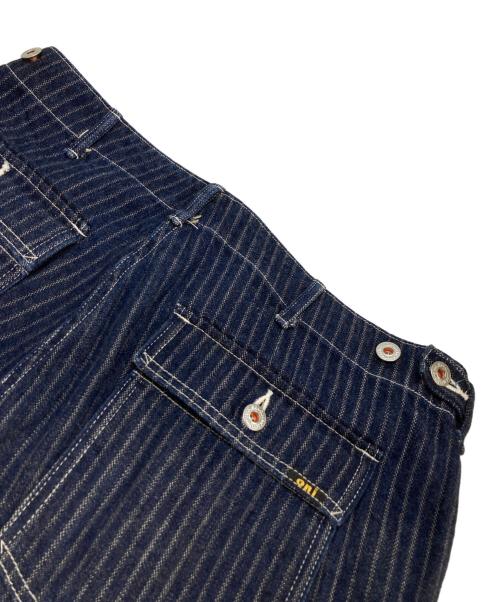 ONI DENIM（オニデニム）ONI DENIM (オニデニム) 針抜きジャガードストライプデニム ホワイト×ネイビー サイズ:32の古着・服飾アイテム