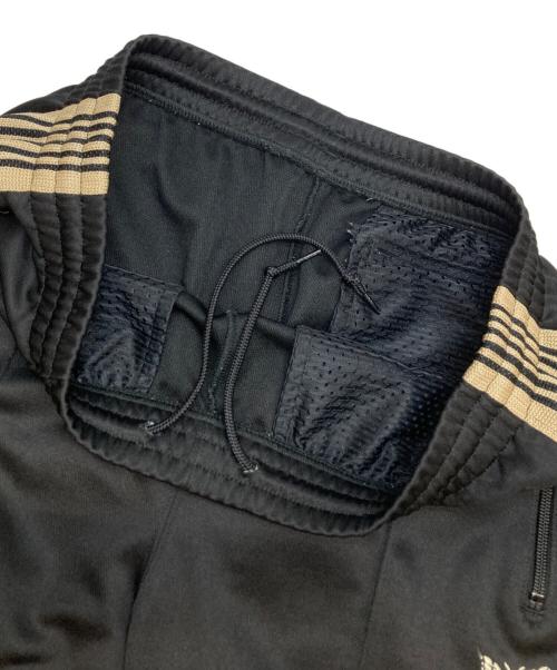 Needles（ニードルズ）Needles (ニードルズ) LHP別注 Poly Smooth Track Pant ブラック×ゴールド サイズ:Mの古着・服飾アイテム