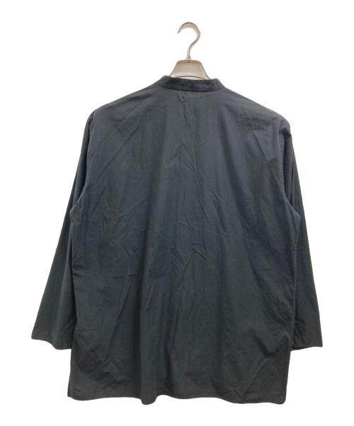 BLURHMS（ブラームス）BLURHMS (ブラームス) CHAMBRAY STAND COLLAR CUFFLESS SHIRT ブラック サイズ:3の古着・服飾アイテム