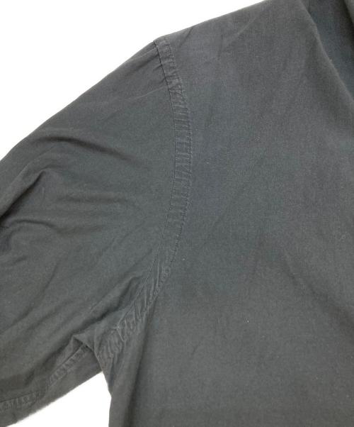 BLURHMS（ブラームス）BLURHMS (ブラームス) CHAMBRAY STAND COLLAR CUFFLESS SHIRT ブラック サイズ:3の古着・服飾アイテム