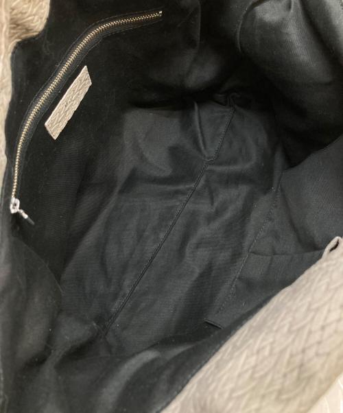 M.U.L.（エムユーエル）M.U.L. (エムユーエル) BENT TOTE Ssize ベージュの古着・服飾アイテム
