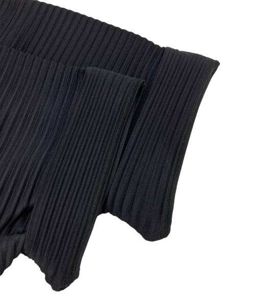 HOMME PLISSE ISSEY MIYAKE（オム プリッセ イッセイ ミヤケ）HOMME PLISSE ISSEY MIYAKE (オム プリッセ イッセイ ミヤケ) プリーツコート ブラック サイズ:1の古着・服飾アイテム