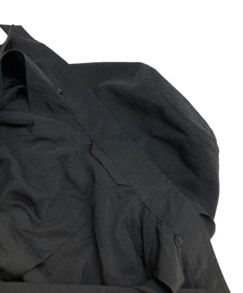 HOMME PLISSE ISSEY MIYAKE（オム プリッセ イッセイ ミヤケ）HOMME PLISSE ISSEY MIYAKE (オム プリッセ イッセイ ミヤケ) OPACITY /2wayジャケット ブラック サイズ:2の古着・服飾アイテム