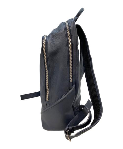 MCM（エムシーエム）MCM (エムシーエム) DUKE NAPPA レザーバックパック ネイビーの古着・服飾アイテム