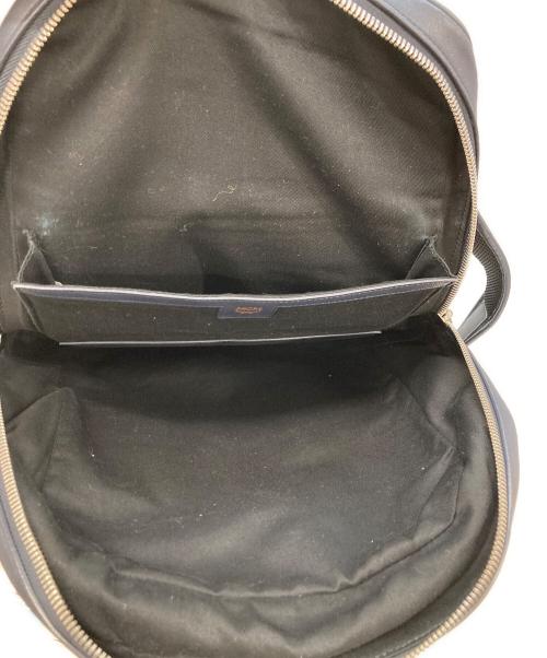 MCM（エムシーエム）MCM (エムシーエム) DUKE NAPPA レザーバックパック ネイビーの古着・服飾アイテム