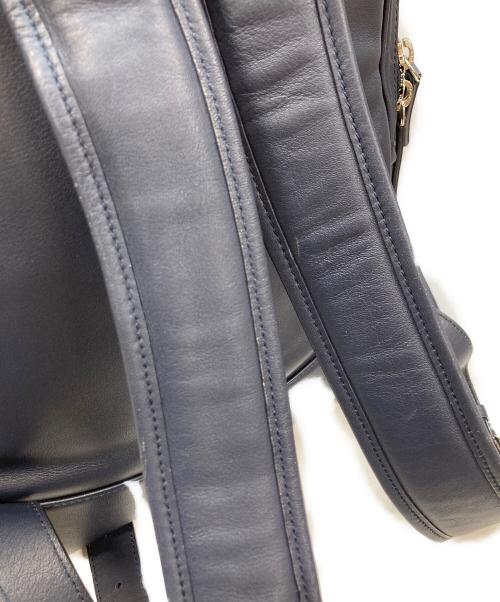 MCM（エムシーエム）MCM (エムシーエム) DUKE NAPPA レザーバックパック ネイビーの古着・服飾アイテム