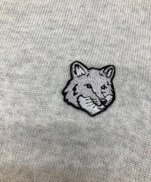 maison kitsune（メゾンキツネ）maison kitsune (メゾンキツネ) グリーン ボールド フォックスヘッド パッチ ニットポロシャツ グレー サイズ:Mの古着・服飾アイテム
