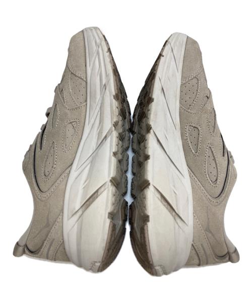 HOKA（ホカ）HOKA (ホカ) CLIFTON L SUEDE ベージュ サイズ:26.5の古着・服飾アイテム
