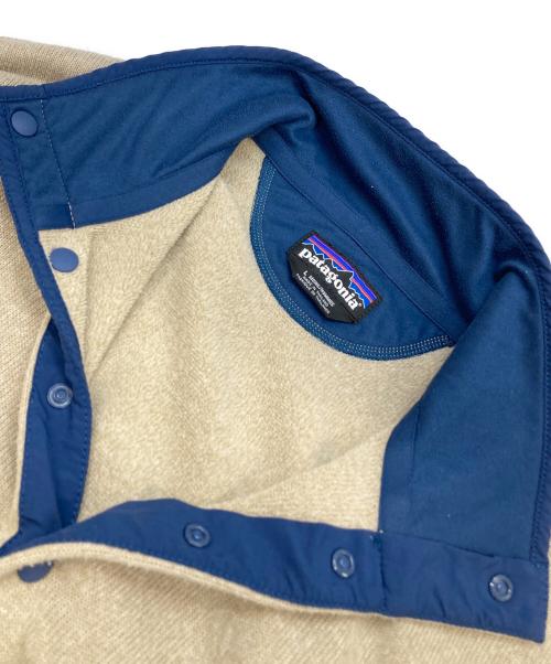 Patagonia（パタゴニア）Patagonia (パタゴニア) M's LW Better Sweater Marsupial P/O ベージュ サイズ:Lの古着・服飾アイテム