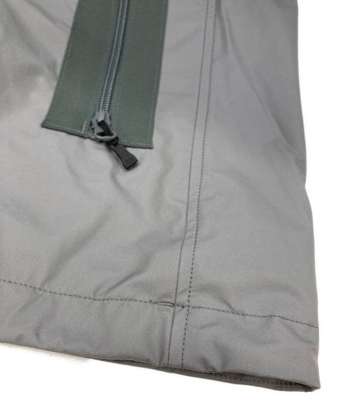 D-VEC（ディーベック）D-VEC (ディーベック) WINDSTOPPER BY GORE-TEX LABS 30DY/TR2 3L SHIRT BLOUSON グレー サイズ:1の古着・服飾アイテム