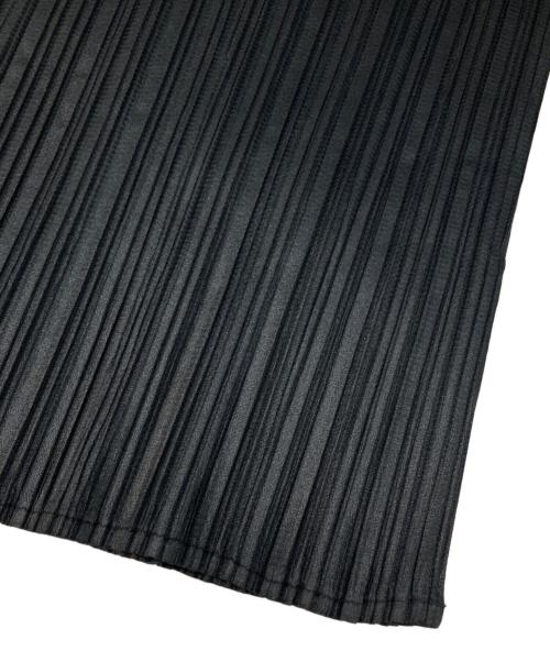 ISSEY MIYAKE（イッセイミヤケ）ISSEY MIYAKE (イッセイミヤケ) ハイネックプリーツカットソー ブラック サイズ:Mの古着・服飾アイテム