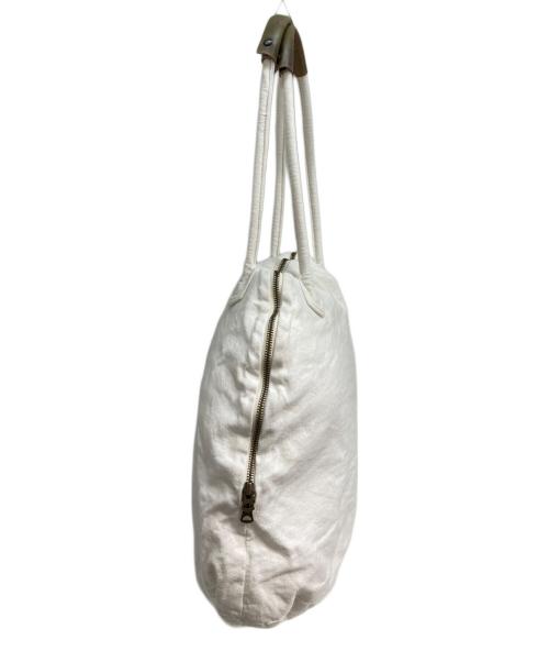 martau（マルト）martau (マルト) SHELL BAG ホワイトの古着・服飾アイテム