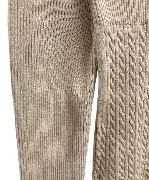 ANDMARY（アンドマリー）ANDMARY (アンドマリー) Jacquard turtleneck tops ベージュ サイズ:FREEの古着・服飾アイテム
