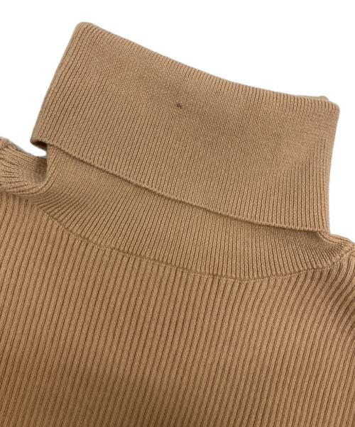ANDMARY（アンドマリー）ANDMARY (アンドマリー) Jacquard turtleneck tops ベージュ サイズ:FREEの古着・服飾アイテム