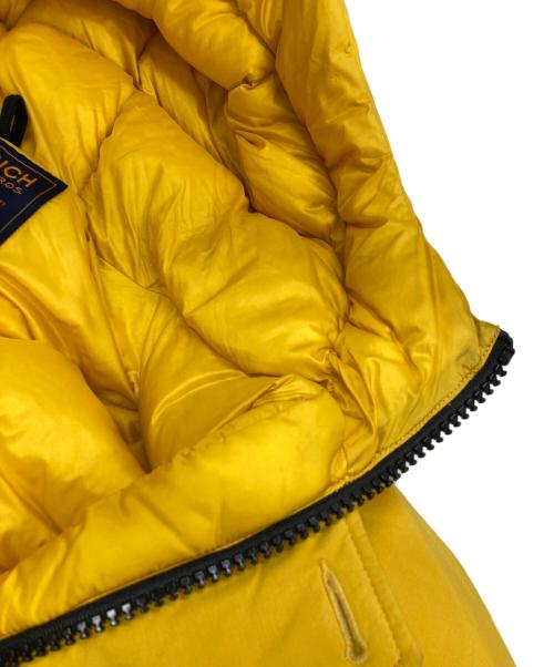 WOOLRICH（ウールリッチ）WOOLRICH (ウールリッチ) ARCTIC PARKA/ダウンコート イエロー サイズ:EU Sの古着・服飾アイテム