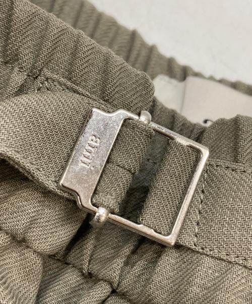 AMI PARIS（アミ パリス）AMI PARIS (アミ パリス) Wool Straight Fit Elasticated Trousers オリーブ サイズ:Sの古着・服飾アイテム