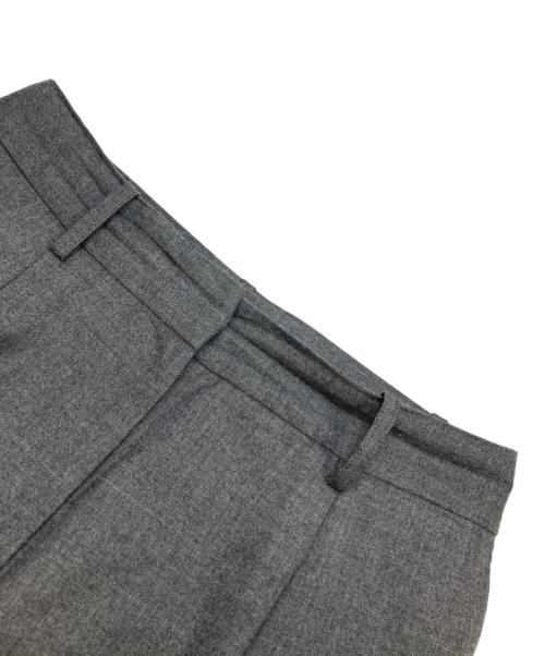 MUSE de Deuxieme Classe（ミューズ ドゥーズィエム クラス）MUSE de Deuxieme Classe (ミューズ ドゥーズィエム クラス) masculin タックパンツ グレー サイズ:38の古着・服飾アイテム
