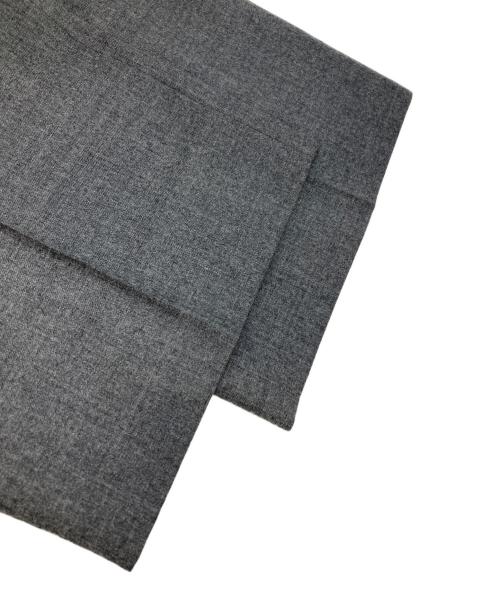 MUSE de Deuxieme Classe（ミューズ ドゥーズィエム クラス）MUSE de Deuxieme Classe (ミューズ ドゥーズィエム クラス) masculin タックパンツ グレー サイズ:38の古着・服飾アイテム