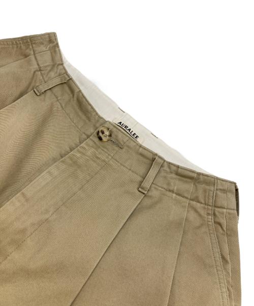 AURALEE（オーラリー）AURALEE (オーラリー) CHINO WIDE TUCK PANTS ベージュ サイズ:1の古着・服飾アイテム