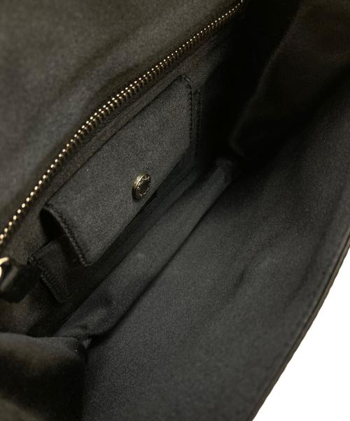 PRADA（プラダ）PRADA (プラダ) 三角プレートチェーンショルダーバッグ ブラックの古着・服飾アイテム