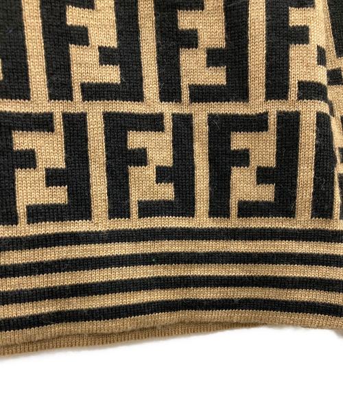 FENDI（フェンディ）FENDI (フェンディ) ズッカ柄タートルネックニット ベージュ×ブラック サイズ:40の古着・服飾アイテム