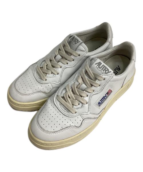 AUTRY（オートリー）AUTRY (オートリー) MEDALIST LOW MAN AULM LL15 ホワイト サイズ:40の古着・服飾アイテム