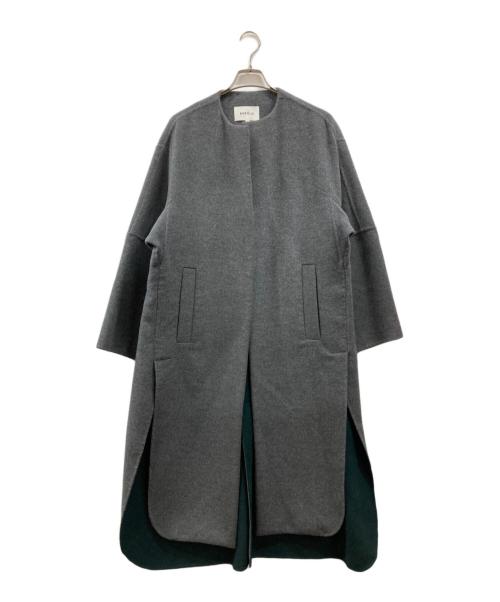 ENFOLD（エンフォルド）ENFOLD (エンフォルド) ファインリバービーバーノーカラースリットコート グレー サイズ:38の古着・服飾アイテム