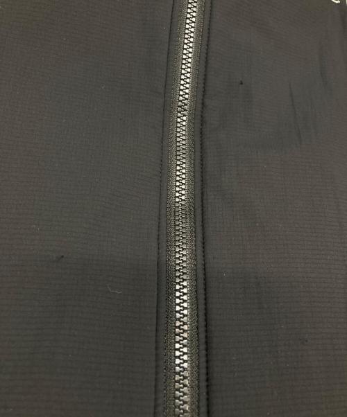 ARC'TERYX（アークテリクス）ARC'TERYX (アークテリクス) ATOM LT HOODY ブラック サイズ:Lの古着・服飾アイテム