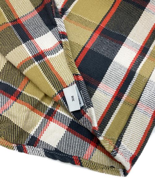 BOWWOW（バウワウ）BOWWOW (バウワウ) REPAIR AGEING FLANNEL SHIRTS カーキ サイズ:XLの古着・服飾アイテム