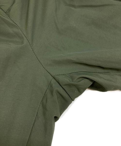 WHITE MOUNTAINEERING（ホワイトマウンテ二アニング）WHITE MOUNTAINEERING (ホワイトマウンテ二アニング) UMBRO (アンブロ) EASY CARGO PANTS グリーンの古着・服飾アイテム