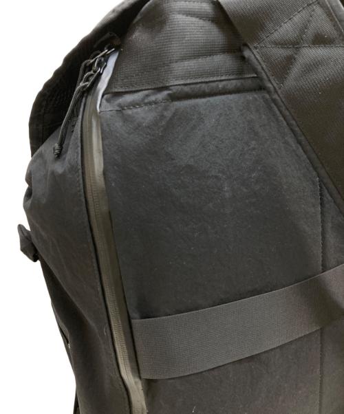 ENDS and MEANS（エンズアンド ミーンズ）ENDS and MEANS (エンズアンド ミーンズ) EVACUATION BACKPACK ブラックの古着・服飾アイテム