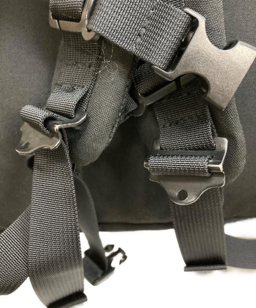 ENDS and MEANS（エンズアンド ミーンズ）ENDS and MEANS (エンズアンド ミーンズ) DAYTRIP BACKPACK ブラックの古着・服飾アイテム