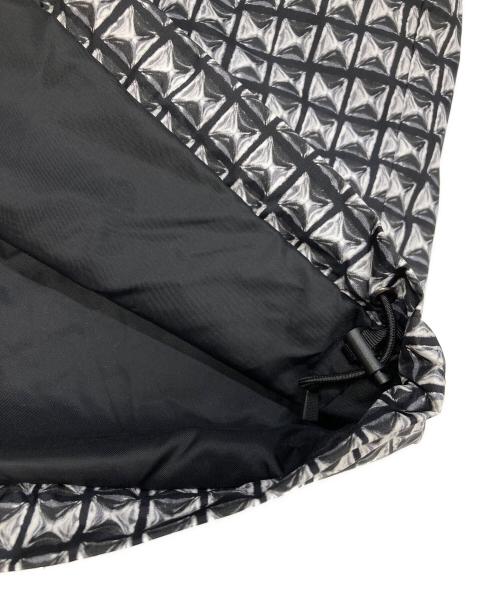 THE NORTH FACE（ザ ノース フェイス）THE NORTH FACE (ザ ノース フェイス) SUPREME (シュプリーム) Studded Mountain Light Jacket グレー×ブラック サイズ:Lの古着・服飾アイテム