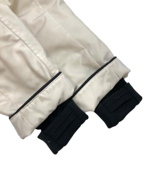 CANADA GOOSE（カナダグース）CANADA GOOSE (カナダグース) ROSEMONT PARKA/ダウンジャケット ベージュ サイズ:Mの古着・服飾アイテム