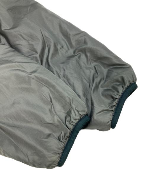Patagonia（パタゴニア）Patagonia (パタゴニア) リバーシブル・グリセード・ジャケット ベージュ×グレー サイズ:Mの古着・服飾アイテム