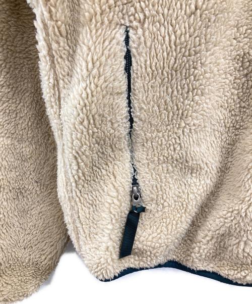 Patagonia（パタゴニア）Patagonia (パタゴニア) リバーシブル・グリセード・ジャケット ベージュ×グレー サイズ:Mの古着・服飾アイテム