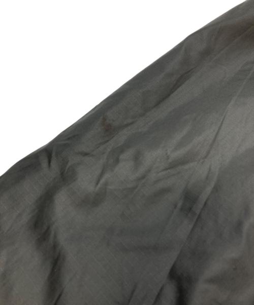Patagonia（パタゴニア）Patagonia (パタゴニア) リバーシブル・グリセード・ジャケット ベージュ×グレー サイズ:Mの古着・服飾アイテム