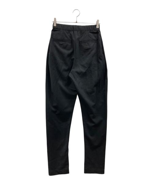 ISSEY MIYAKE（イッセイミヤケ）ISSEY MIYAKE (イッセイミヤケ) ストレッチパンツ ブラック サイズ:1の古着・服飾アイテム
