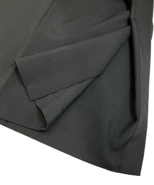 132 5. ISSEY MIYAKE（132 5. イッセイ ミヤケ）132 5. ISSEY MIYAKE (132 5. イッセイ ミヤケ) ラップスカート グリーン サイズ:3の古着・服飾アイテム